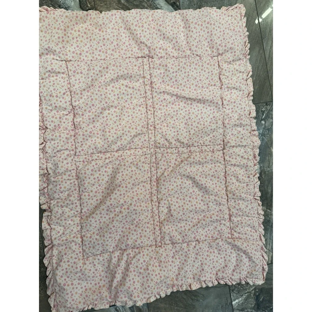 Vintage Pastel Baby Quilt Comforter  Patchwork Nursery Blanket 42 X 32